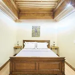 Apartment Cozy With A Private Garden, Full Flat *
