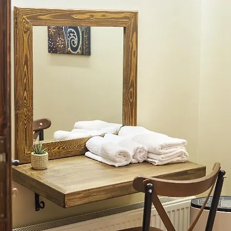 Cozy With A Private Garden, Full Flat Apartmán *